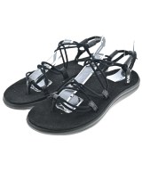 Teva サンダル
