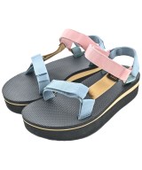 Teva サンダル