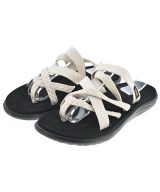 Teva サンダル