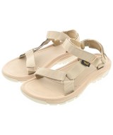 Teva サンダル