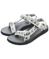 Teva サンダル