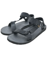 Teva サンダル