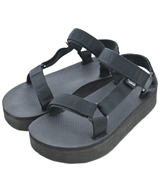 Teva サンダル