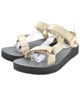 Teva サンダル