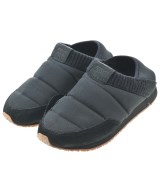 Teva スニーカー