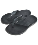 Teva サンダル