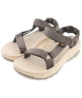 Teva サンダル