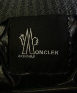 MONCLER GRENOBLE（モンクレールグルノーブル）ダウンジャケット/ダウンベスト グレー サイズ:L メンズ/2200635476012