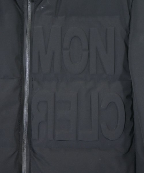 MONCLER GRENOBLE（モンクレールグルノーブル）ダウンジャケット/ダウンベスト 黒 サイズ:M メンズ/2200652259049