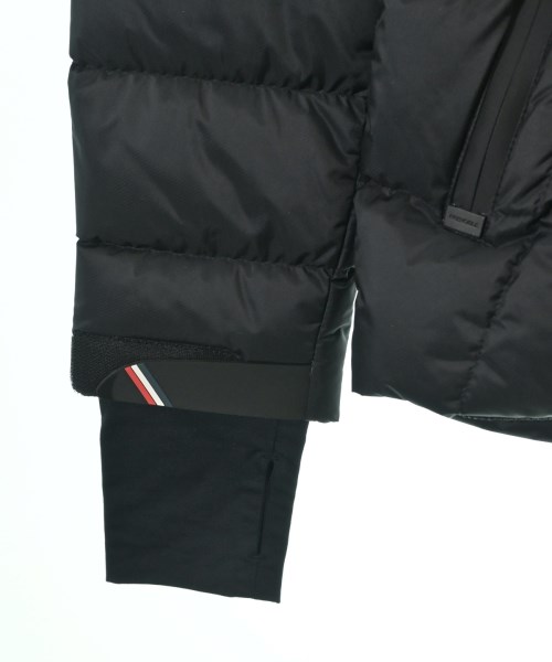 MONCLER GRENOBLE（モンクレールグルノーブル）ダウンジャケット/ダウンベスト 黒 サイズ:0(XS位) メンズ/2200668188098