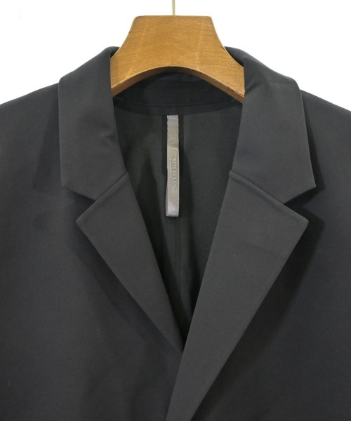 ARC'TERYX VEILANCE（アークテリクス　ヴェイランス）カジュアルジャケット 黒 サイズ:L メンズ/2200621183030