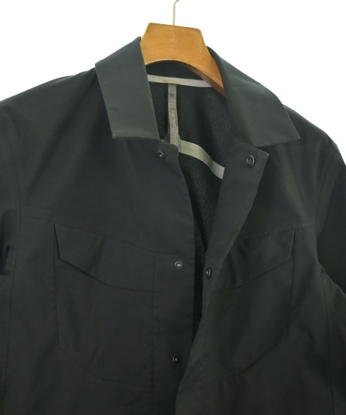 ARC'TERYX VEILANCE（アークテリクス　ヴェイランス）カジュアルシャツ 黒 サイズ:S メンズ/2200679130017