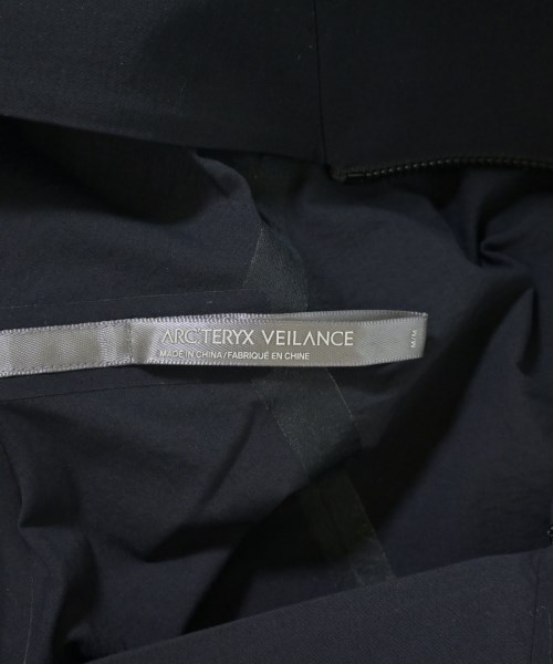 ARC'TERYX VEILANCE（アークテリクス　ヴェイランス）その他 紺 サイズ:M メンズ/2200708425091