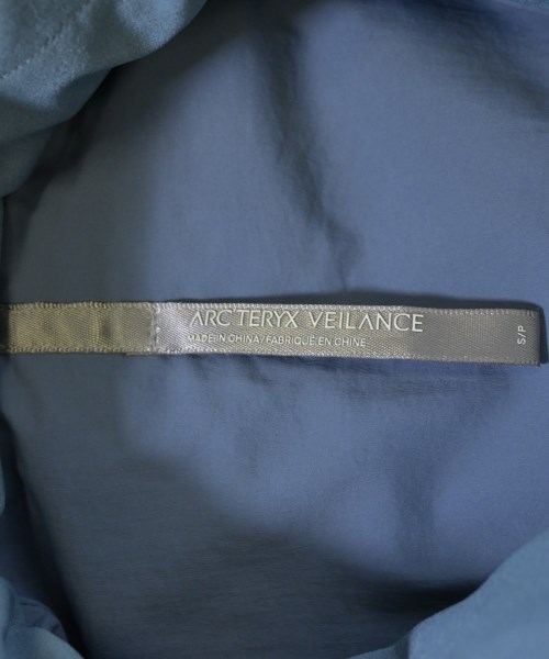 ARC'TERYX VEILANCE（アークテリクス　ヴェイランス）ダウンジャケット/ダウンベスト 青 サイズ:S メンズ/2200718093037