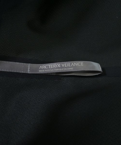 ARC'TERYX VEILANCE（アークテリクス　ヴェイランス）カジュアルジャケット 黒 サイズ:XS メンズ/2200640843113
