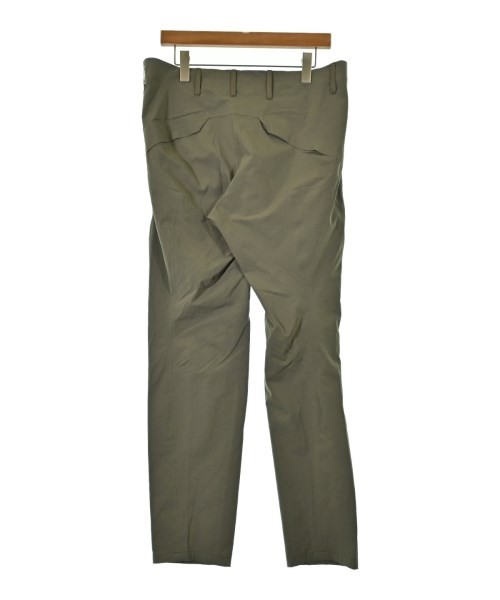 ARC'TERYX VEILANCE（アークテリクス　ヴェイランス）その他 カーキ サイズ:34(XL位) メンズ/2200650684027