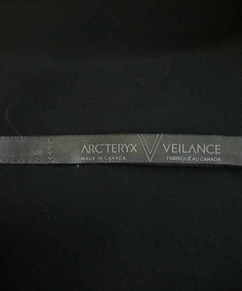 ARC'TERYX VEILANCE（アークテリクス　ヴェイランス）ダウンジャケット/ダウンベスト 黒 サイズ:S メンズ/2200644197014