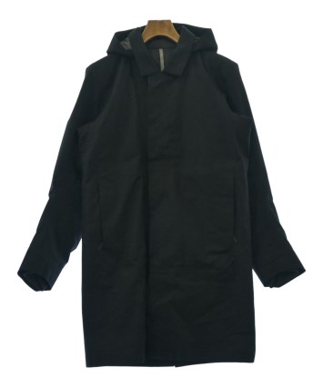 ARC'TERYX VEILANCE（アークテリクス ヴェイランス）ダウンコート 紺