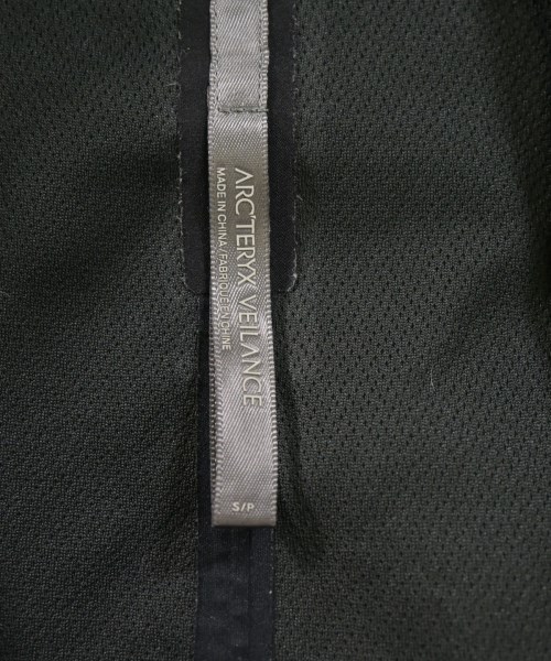 ARC'TERYX VEILANCE（アークテリクス　ヴェイランス）カジュアルジャケット 黒 サイズ:S メンズ/2200732492052