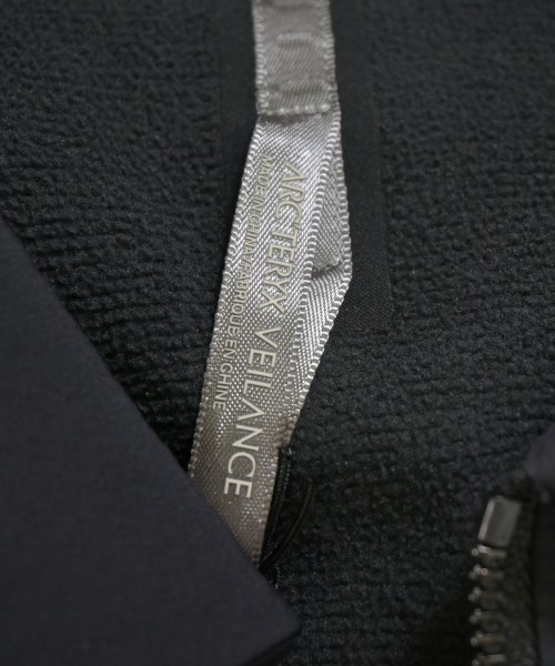 ARC'TERYX VEILANCE（アークテリクス　ヴェイランス）その他 紺 サイズ:S メンズ/2200720478020
