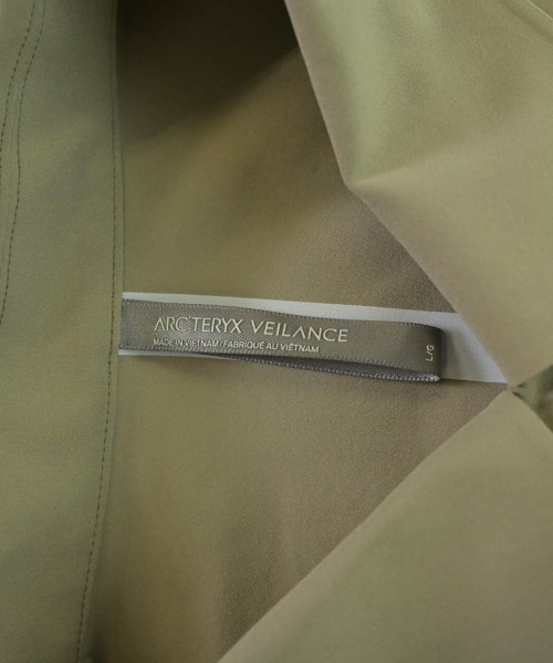 ARC'TERYX VEILANCE（アークテリクス　ヴェイランス）カジュアルシャツ ベージュ サイズ:L メンズ/2200685494011