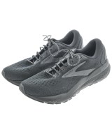 BROOKS スニーカー