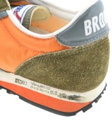 BROOKS（ブルックス）スニーカー カーキ サイズ:UK8(26.5cm位) メンズ/2200696141065