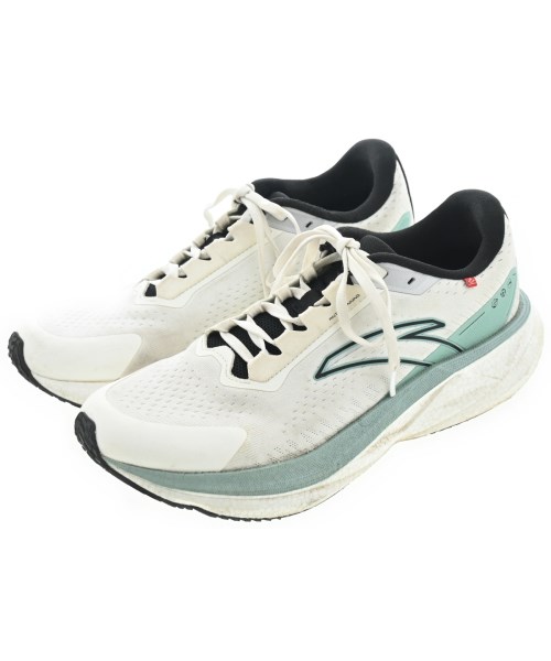 BROOKS(ブルックス)スニーカー 白 サイズ:UK9(27.5cm位)/2200654449530
