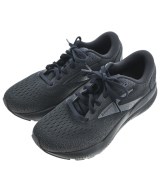 BROOKS スニーカー