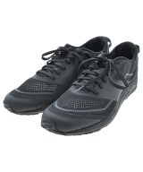 DESCENTE スニーカー