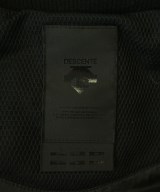 DESCENTE（デサント）ダウンジャケット/ダウンベスト 黒 サイズ:S メンズ/2200625810017