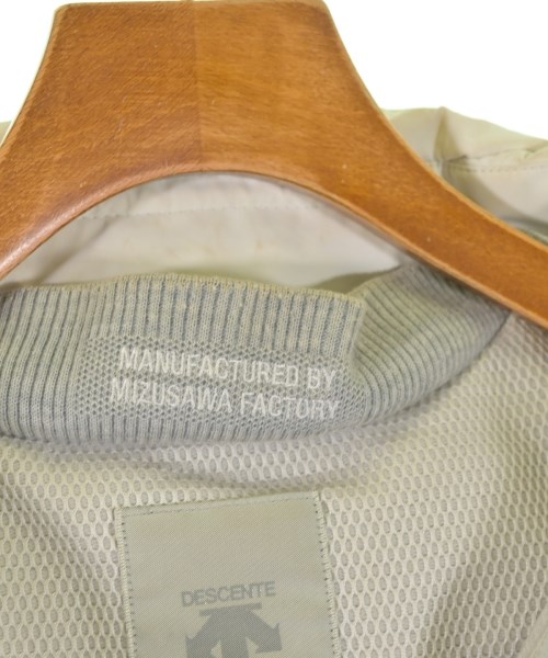 DESCENTE（デサント）ダウンジャケット/ダウンベスト 白 サイズ:S レディース/2200629902015