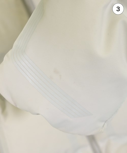 DESCENTE（デサント）ダウンジャケット/ダウンベスト 白 サイズ:S レディース/2200629902015