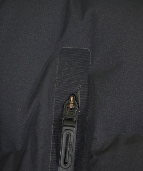 DESCENTE（デサント）ダウンジャケット/ダウンベスト 黒 サイズ:M メンズ/2200630398029