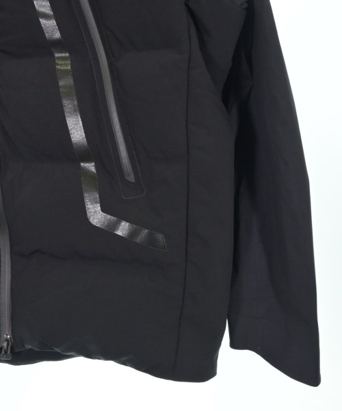 DESCENTE（デサント）ダウンジャケット/ダウンベスト 黒 サイズ:L メンズ/2200630398050