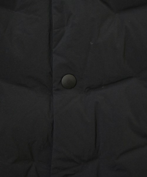 DESCENTE（デサント）ダウンジャケット/ダウンベスト 黒 サイズ:S メンズ/2200630201022