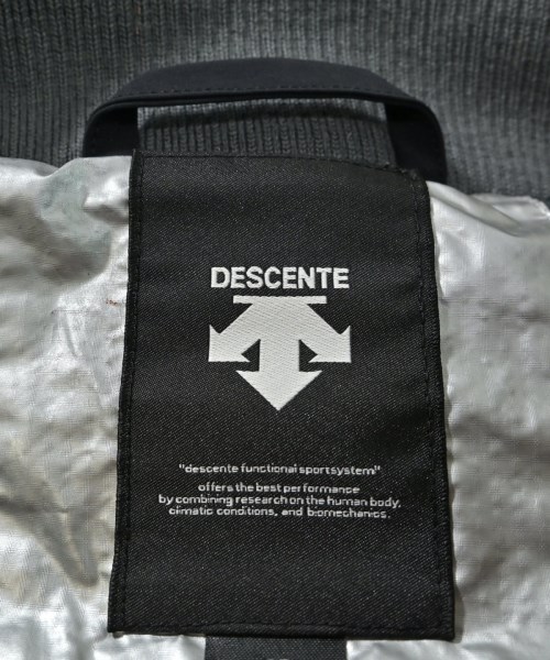 DESCENTE（デサント）ダウンジャケット/ダウンベスト 黒 サイズ:M メンズ/2200655613169