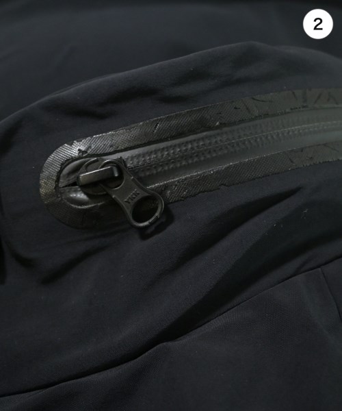 DESCENTE（デサント）ダウンジャケット/ダウンベスト 黒 サイズ:M メンズ/2200655613169