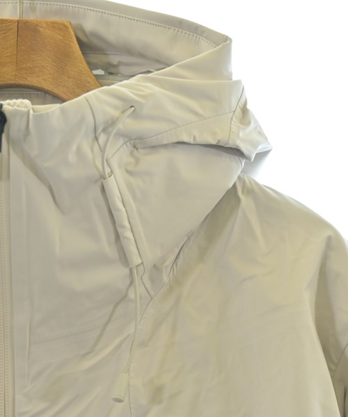 DESCENTE（デサント）マウンテンパーカー ベージュ サイズ:L メンズ/2200648936039