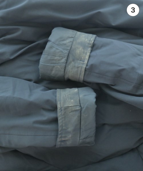 DESCENTE（デサント）ダウンジャケット/ダウンベスト 黒 サイズ:M メンズ/2200659562128