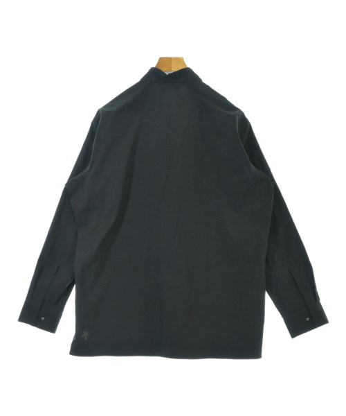 DESCENTE（デサント）カジュアルシャツ 黒 サイズ:M メンズ/2200640359140