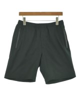 DESCENTE ショートパンツ