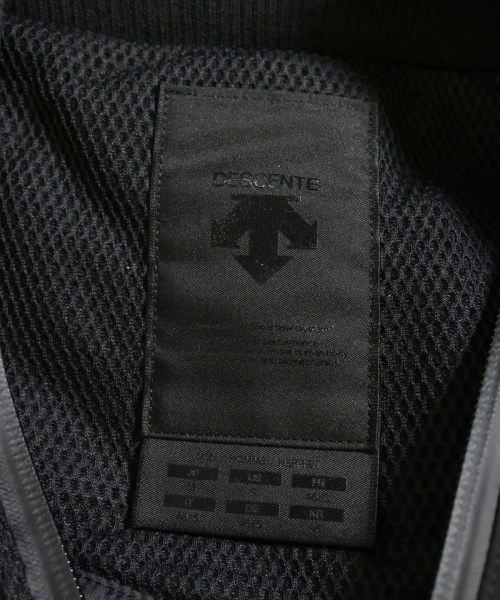 DESCENTE（デサント）ダウンジャケット/ダウンベスト 黒 サイズ:M メンズ/2200646574059