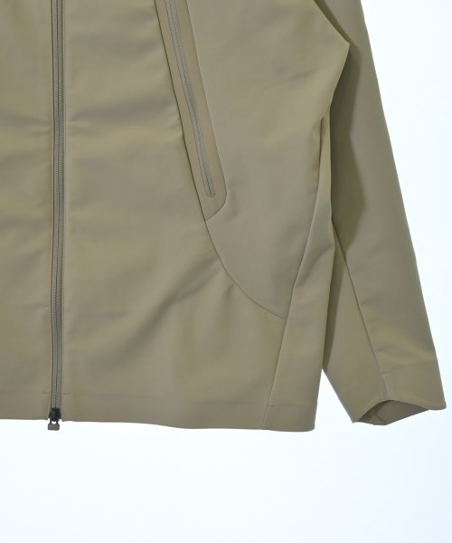 DESCENTE（デサント）マウンテンパーカー ベージュ サイズ:O(XL位) メンズ/2200723251019