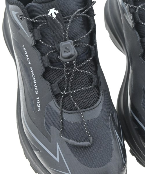 DESCENTE（デサント）スニーカー 黒 サイズ:28cm メンズ/2200683713039