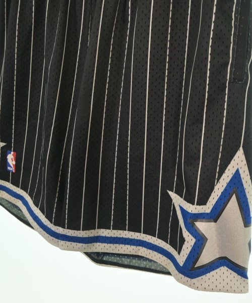 Mitchell&Ness（ミッチェルアンドネス）ショートパンツ 黒 サイズ:L メンズ/2200637617055
