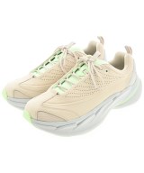HOKA ONE ONE スニーカー