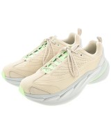 HOKA ONE ONE スニーカー