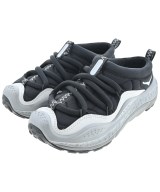 HOKA ONE ONE スニーカー