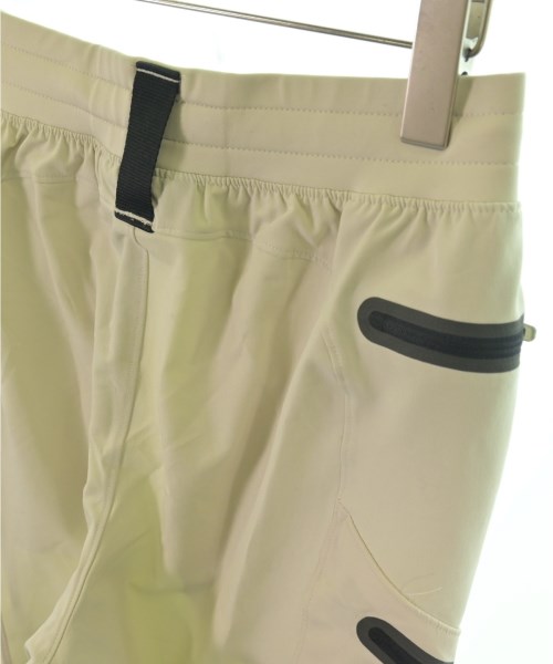 UNDER ARMOUR（アンダーアーマー）その他 グレー サイズ:M メンズ/2200618496068